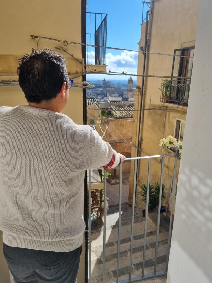 La Scalinata Home Apartment Caltagirone Exterior photo